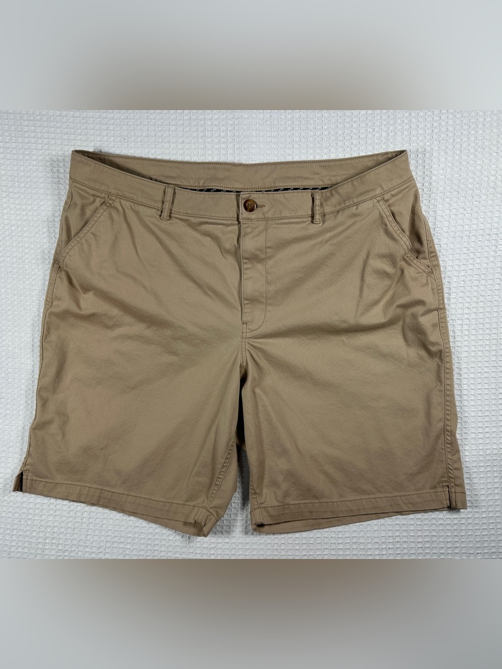 LL Bean Comfort Stretch Chino Bermuda Shorts Khaki Beige 18W Plus Item 523075